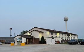 Super 8 By Wyndham Mendota I-39